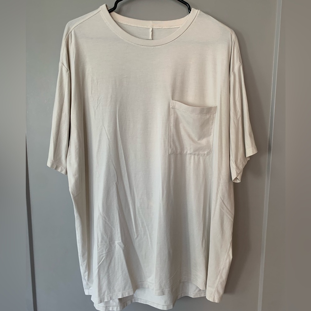 Men’s Lululemon Fundamental Pocket T
